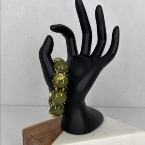 Estate Vintage-Inspired Green Stone and Gold Bracelet Lot C23